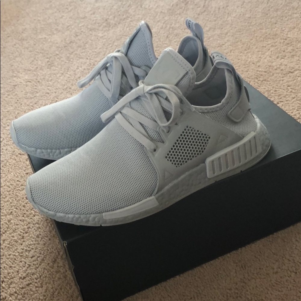 Adidas Sneakers